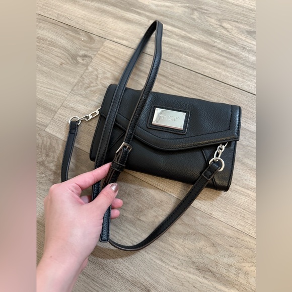 Tignanello Genuine Leather Crossbody - Picture 7 of 7